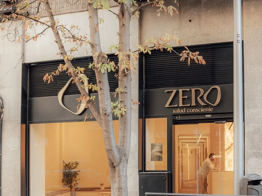 Entrada de Zero Clínica en la Calle Maldonado